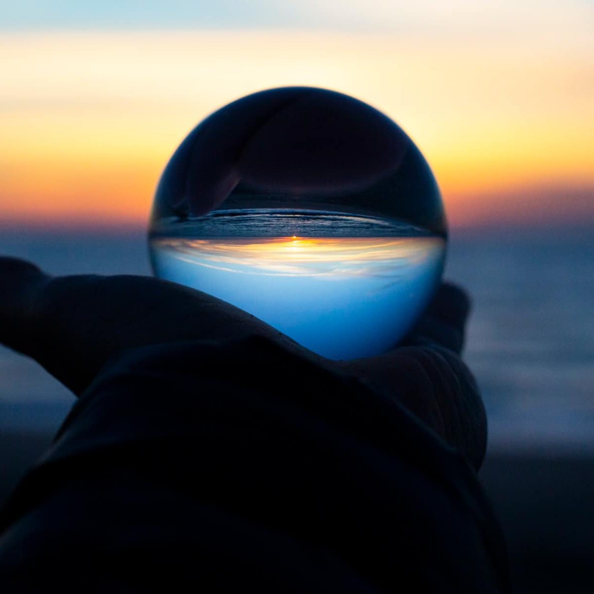 vision-go-hand-in-hand Vision